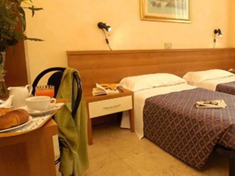 Hotel Ca' Grande Milán 0*,  Itálie