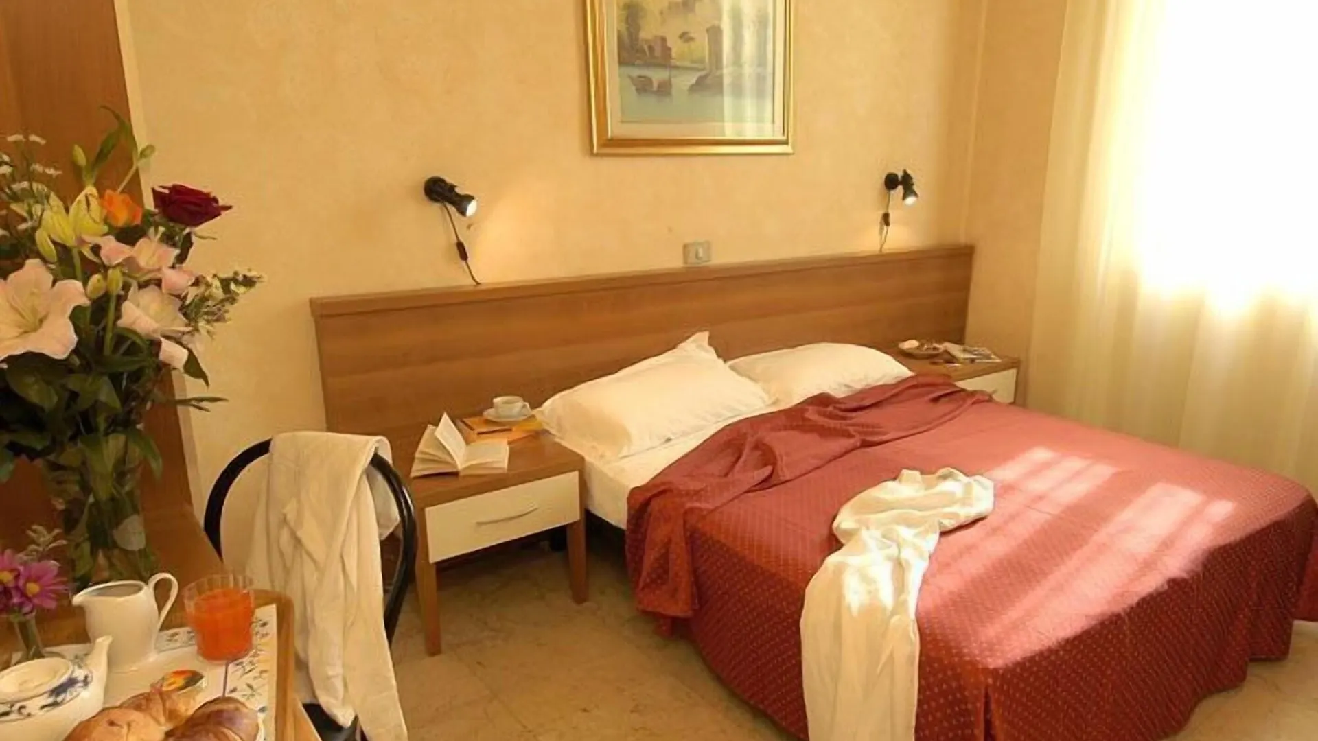 Ca' Grande Hotel Milan 0*,  Italy