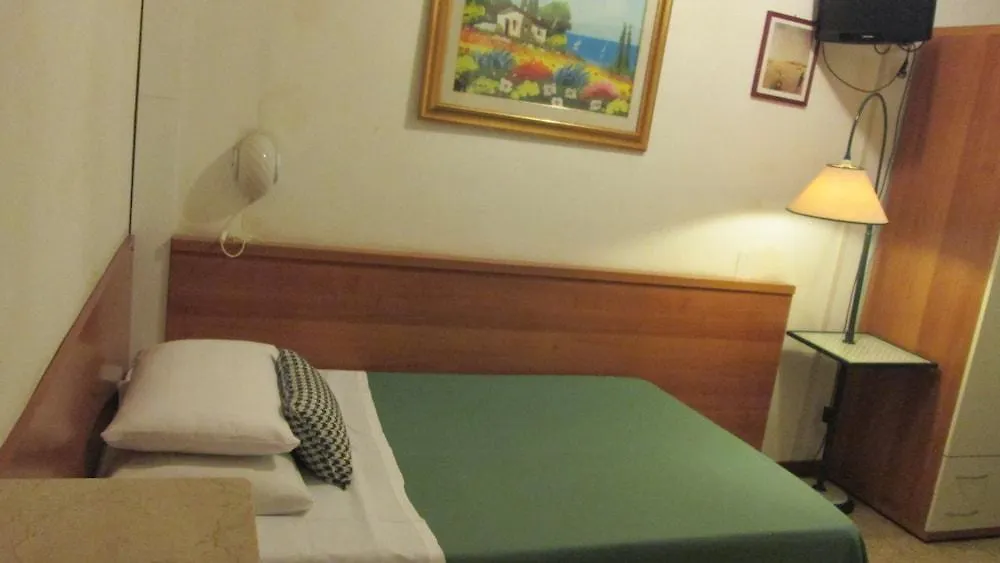 Ca' Grande Hotel Milan 0*,  Italy