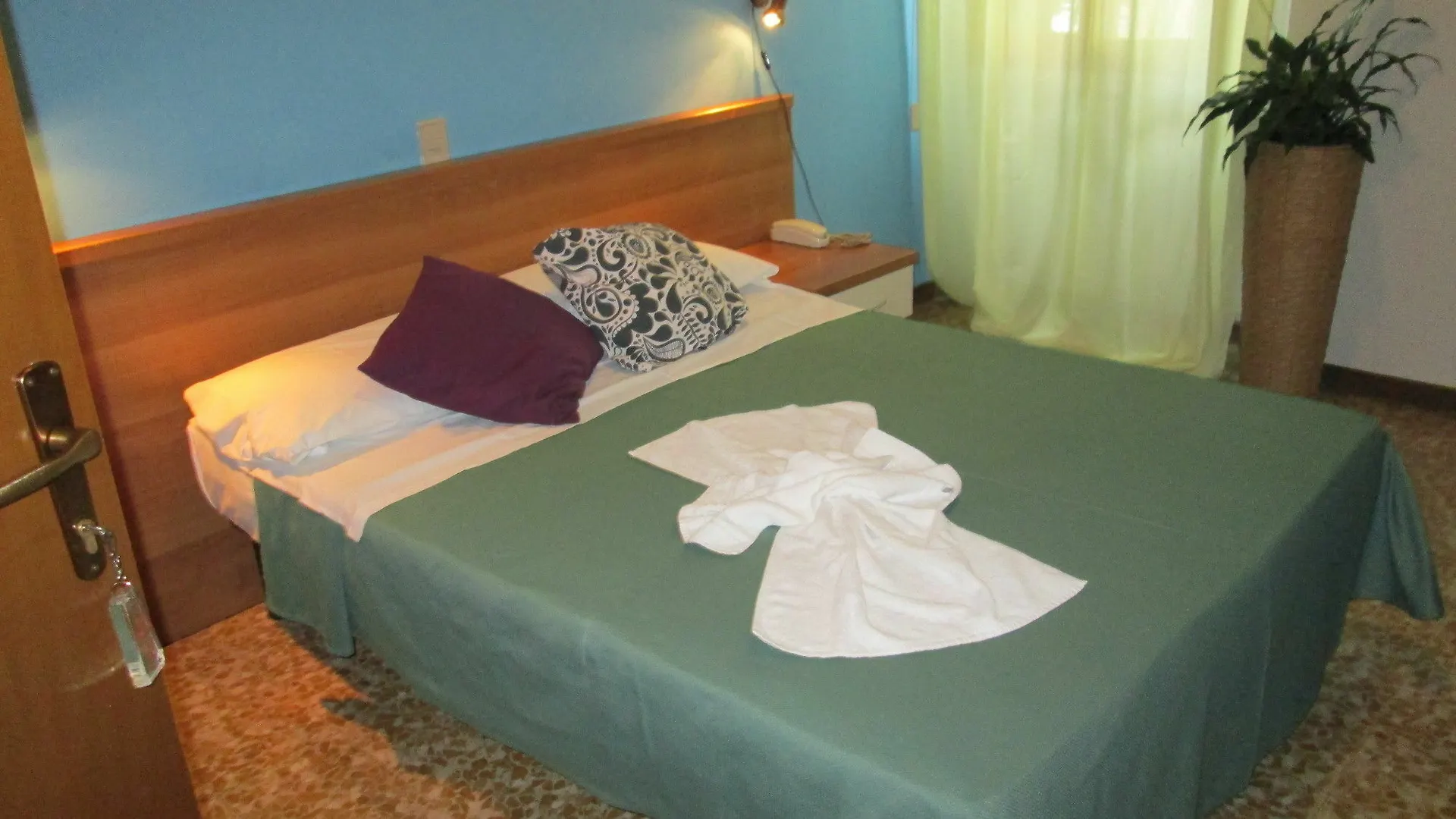 Ca' Grande Hotel Milan 0*,  Italy